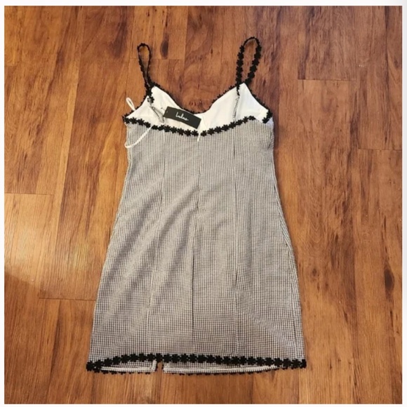 NWT White and Black Gingham Lace Mini Dress by Lulus - Sz XS - Picture 3 of 3